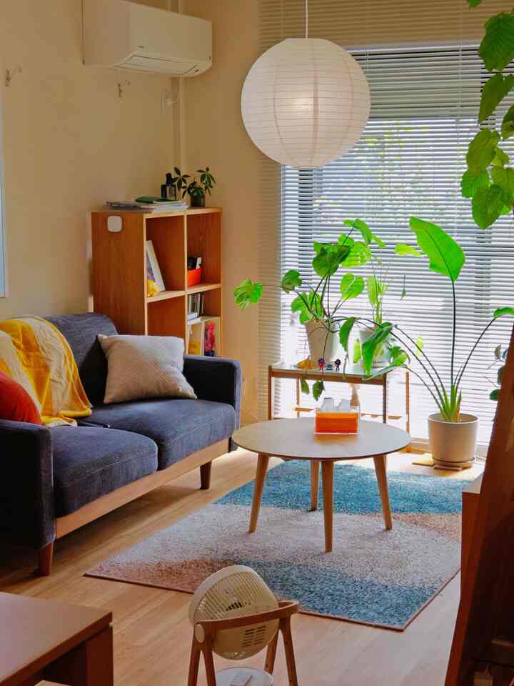 Ruang yang dikelilingi furnitur kayu
Saya suka barang-barang kayu yang memberikan kesan hangat dan cerah.

#1LDK #北欧家具 #無印 #IKEA #インテリア