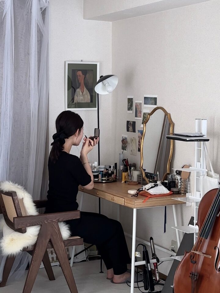 short form carousel card thumbnail