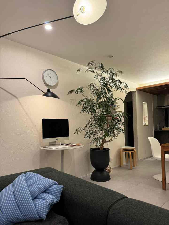 今年 初鍋でホカホカ🍲
.
.
#Artek
#スツール60
#vitra
#akari
#flos
#ikea
#hay
#ダイニングルーム
#マイホーム
#ミッドセンチュリー
#パンテラ
#motana
#マイホーム
#myhome
#イケア