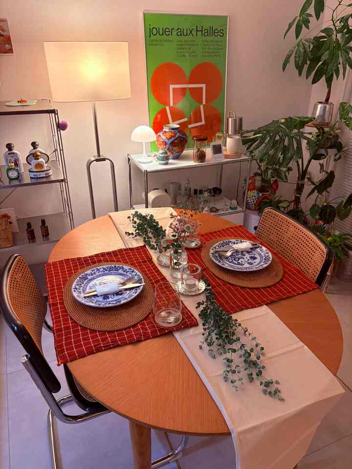 今日は、記念日で時間があったので思い切って自宅フルコースを作りました！

#自宅ディナー　#テーブル　#料理　#ミッドセンチュリー #ミッドセンチュリーモダン #花 