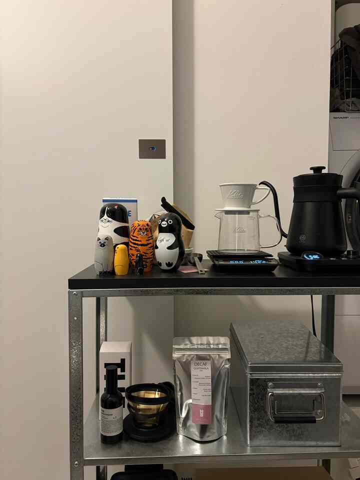 ヒュッリスの上に置いてる板はアイリスオーヤマのものです！

#ヒュッリス #IKEA #IKEA家具 #棚