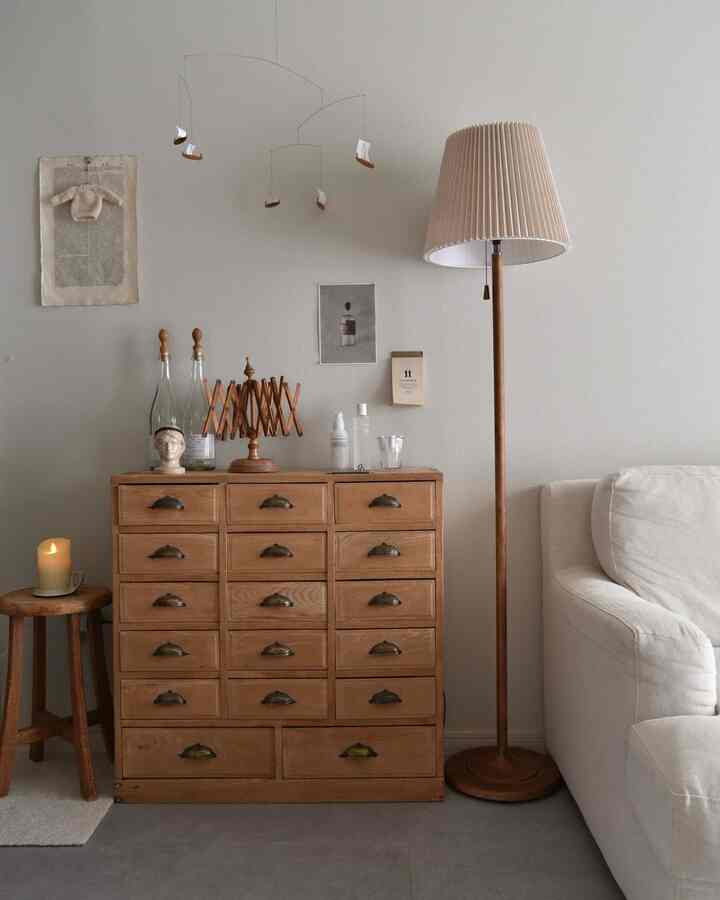 Barang favoritku 🐈‍⬛

#kosmetik #古家具 #アンティーク #antique
#interior sewaan #ソファ #リビング
#selimut #マンションインテリア