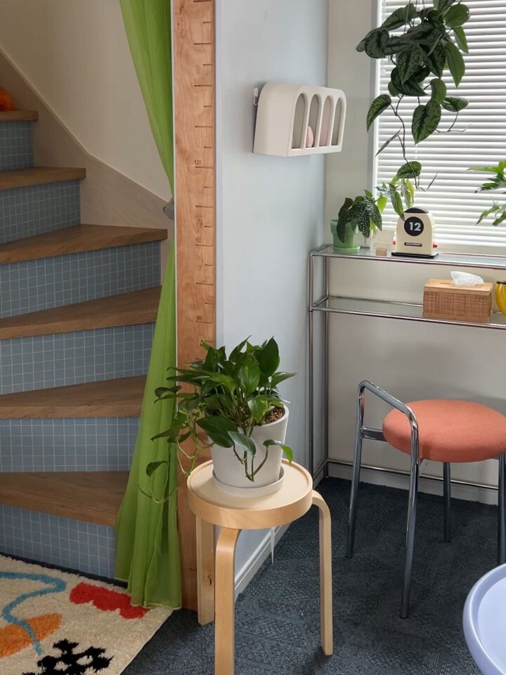 short form carousel card thumbnail