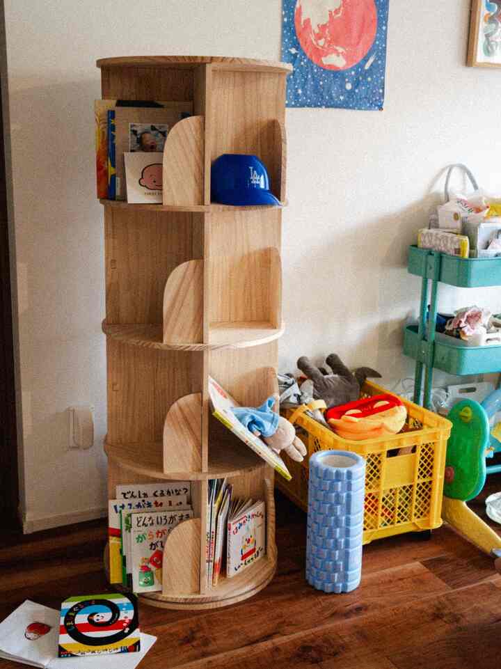 子どもにはたくさん本を読んで欲しくて大容量の本棚を買いました #子ども #本棚