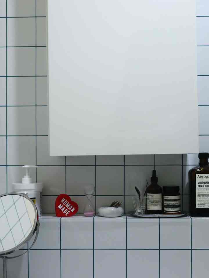 
変わり映えしないけどお気に入りの洗面所🫧

すこーし模様替えしたいな☺︎







#Koreaninterior #Koreainterior #無機質インテリア #韓国インテリア #シンプルインテリア #モノトーンインテリア #インテリア #海外インテリア #カラフルインテリア #シンプリスト #ミニマリズム #洗面所DIY #DIY #模様替え #シンプルな暮らし #洗面所インテリア 