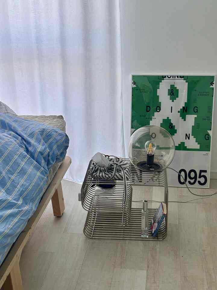 TEKLAの布団カバー、触り心地もデザインもとてもいい🐥
IKEAのファードはほぼつけていなくて、飾りです #ベッドルーム
#寝室
#テクラ