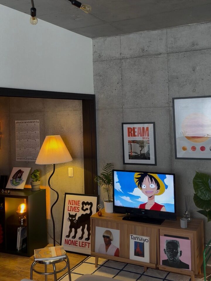 short form carousel card thumbnail