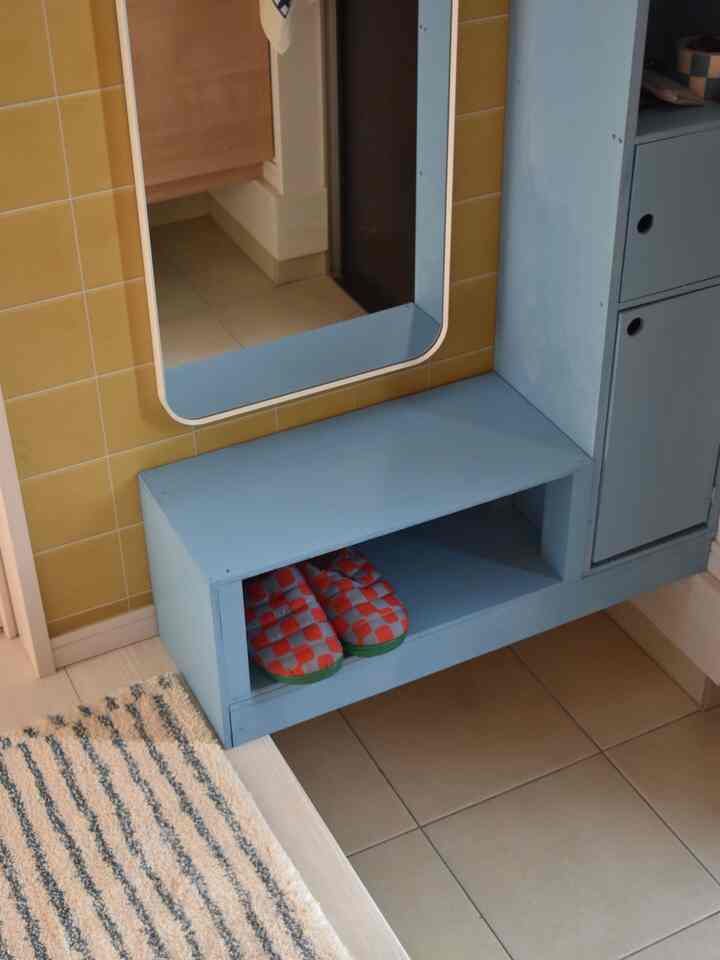 Saya merasa jauh lebih cerah sekarang sejak kami mengganti pintu masuk! Sama seperti membersihkan rumah terasa menyenangkan, saya juga senang ketika kamar saya rapi. 🩷
#karpet #建売住宅 #玄関