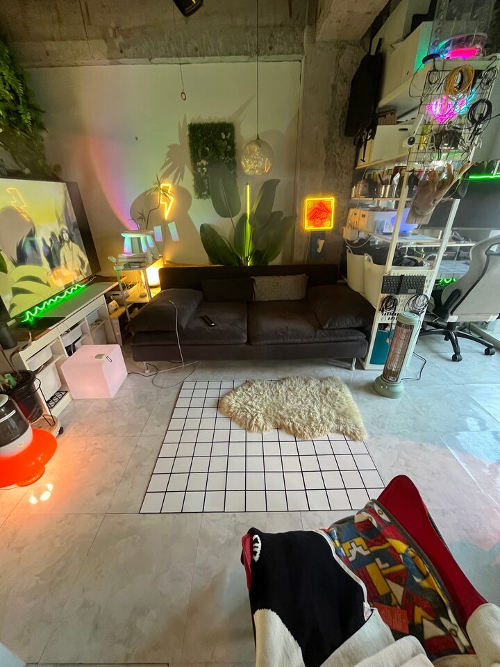 short form carousel card thumbnail