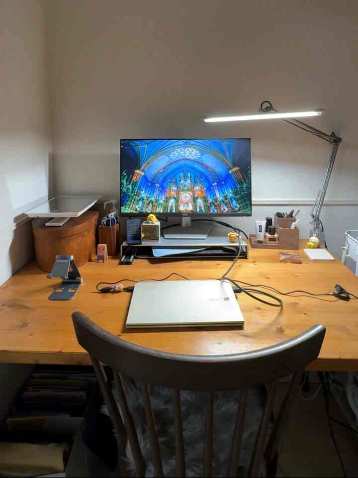 Saya membeli Lampu Z-10G Z dari Yamada Lighting!
Lampu ini memiliki jangkauan gerak yang luas dan menerangi area yang luas, sehingga sangat mudah digunakan!

#PCDesk #デスクライト #デスクワーク #一人暮らし #一人暮らし部屋 #一人暮らしインテリア #山田照明 #LOWYA #ワークスペース