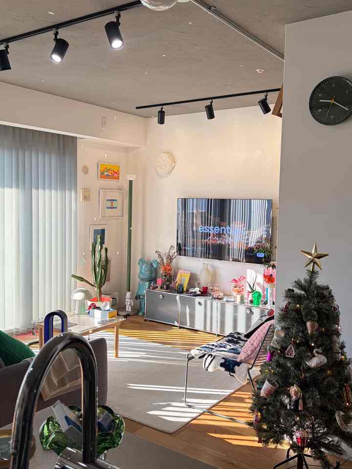 やっとクリスマスツリー出しました🎄
#クリスマスムード #クリスマスインテリア