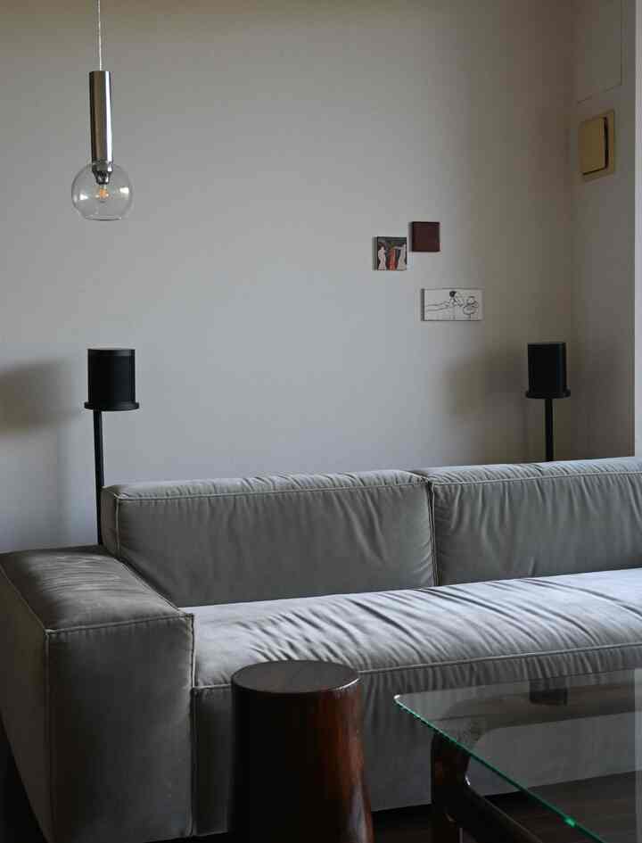 必ず寝落ちしてしまうソファ🛋️
ちらりとみゃくみゃく❤️💙
#sofa #BLOCKSOFA #LICHT #cozyroom