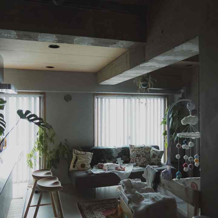 子供が産まれてからはなかなか片付かないリビング
幸せな寝不足
幸せなお掃除

#中古マンションリノベーション
#マンションリノベーション
#子供のいるインテリア