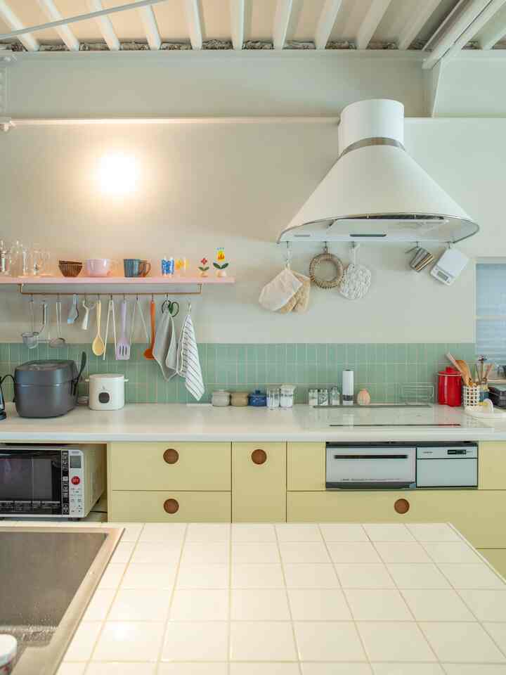 カラフルポップなキッチン🌸
#キッチン
#カラフル
#カラフルインテリア
#キッチンダイニング
#海外風キッチン