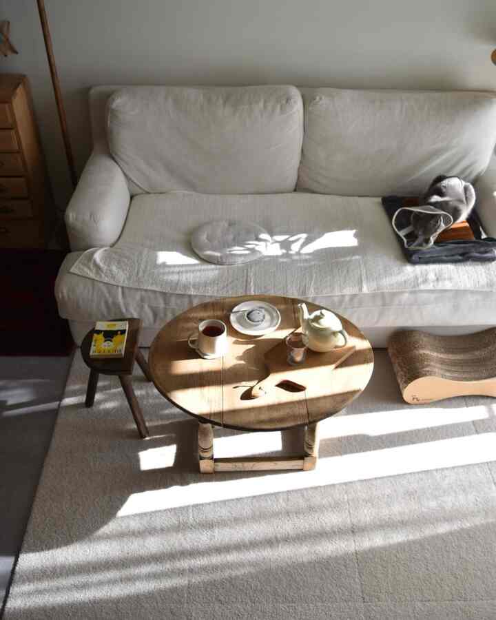 すっからかんの冷蔵庫の中身を駆使してなんとか作ったスイーツ🍫

#ソファ #マット #ラグ #猫とインテリア
#賃貸インテリア #アンティーク #古家具
#お菓子作り #古道具 #猫 #爪とぎ #インテリア
#リビング #賃貸 #1LDK