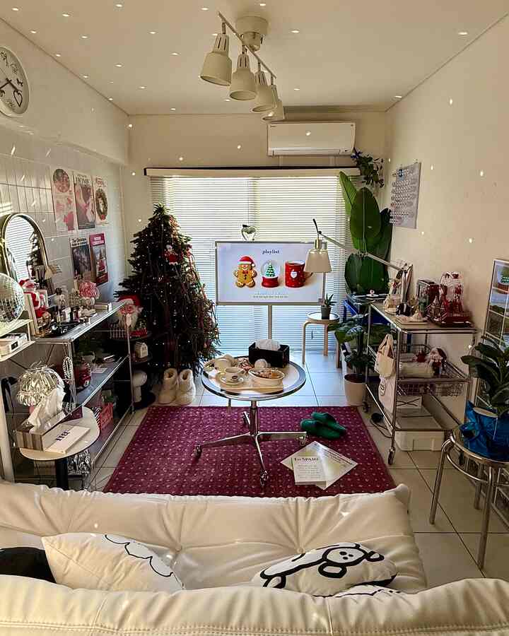 Ohouseで購入したラグがお気に入りすぎる♥️
クリスマス感が増してお部屋が明るく温かみが
プラスされた🎅🏻

#Ohouseshopping #ラグ #リビング #リビングインテリア #マイルーム #クリスマスツリー #クリスマス準備 #크리스마스트리 #크리스마스인테리어 #홈스타일링 #거실 #거실꾸미기 