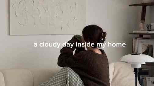 おうちでのんびりデー☁️🤎 #リビングインテリア #ミッドセンチュリー #テクスチャアート