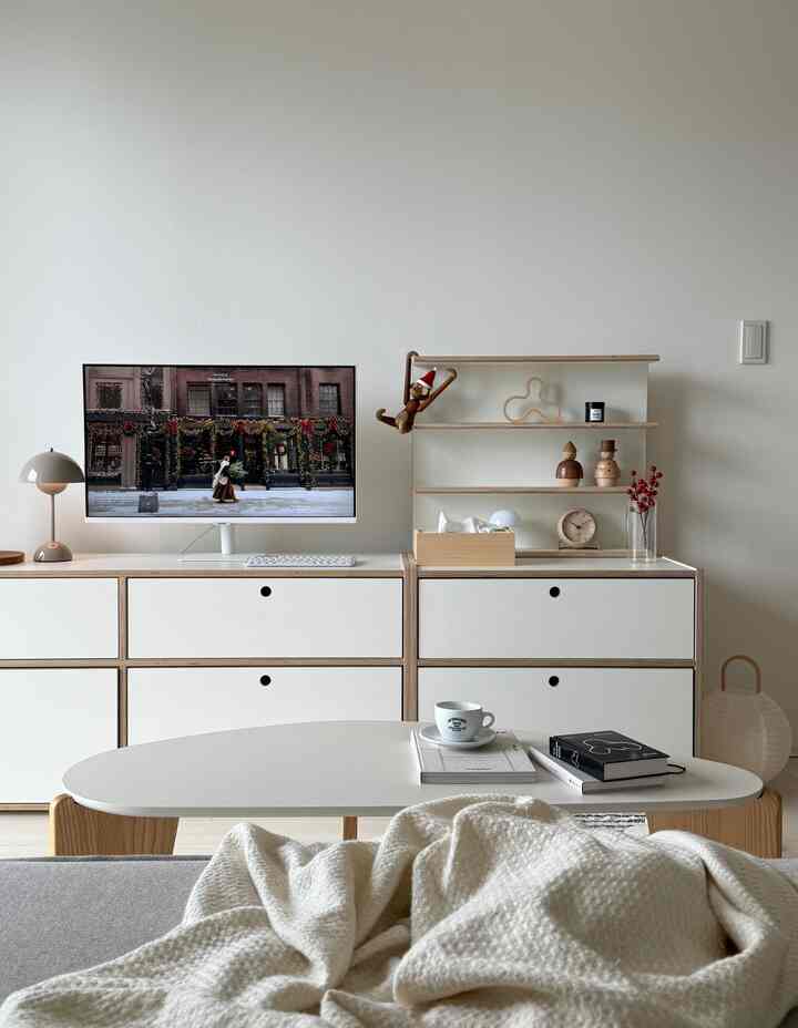 Natal semakin dekat dan aku sangat gembira!

🎅🏻♥️

Instagram @oneulharu.zip

#christmas #クリスマス #化粧マイディ #インテリア #リビングインテリア #韓国インテリア #韓国人 #寝室インテリア #韓国雑貨 #メイクマイデイ #メイクマイルーム