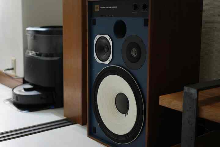 I love classics from the past, but I also want convenience...
#Living Room #スピーカー #ホームシアター #カラフル #ミッドセンチュリー