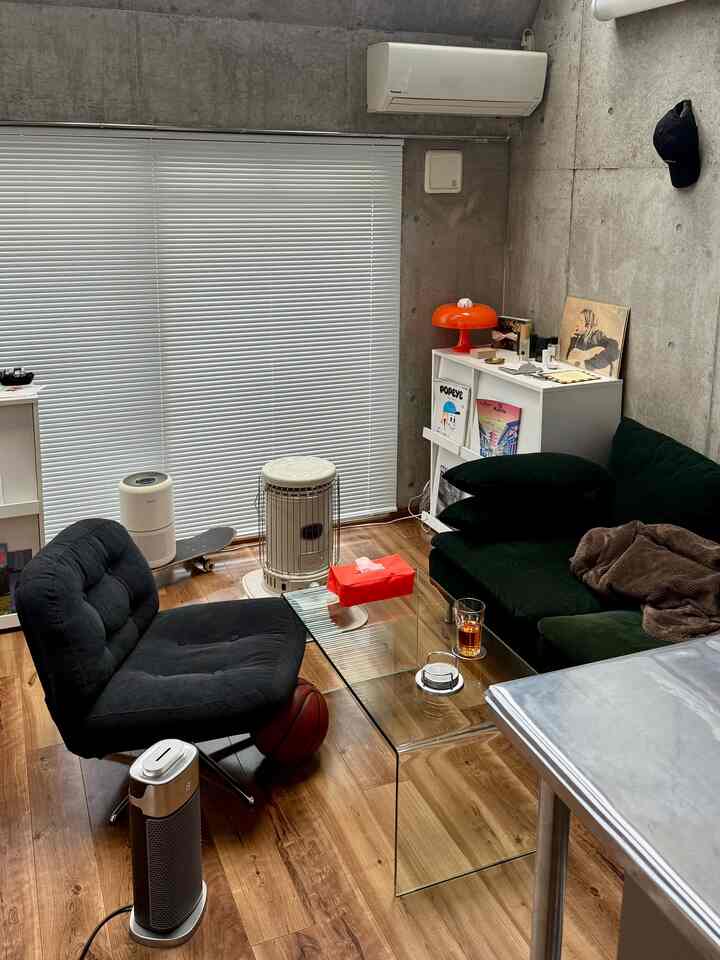 #ステンレス #作業台
#炊飯器　#ティファール
#一人暮らし　#一人暮らし部屋 #一人暮らしアイテム 
#aarke
#ケトル #バルミューダ #BALMUDA
#一人暮らし　#1人掛けソファ #一人暮らし部屋 #一人暮らしアイテム #一人暮らしインテリア　#一人暮らしの家
#コンクリート #コンクリート打ちっぱなし
#IKEA #IKEA家具 #IKEAソファ #ソファ #ソファインテリア #ソファおすすめ #ソファのおすすめ 
#コースター　#ヒーター #ストーブ
#corona