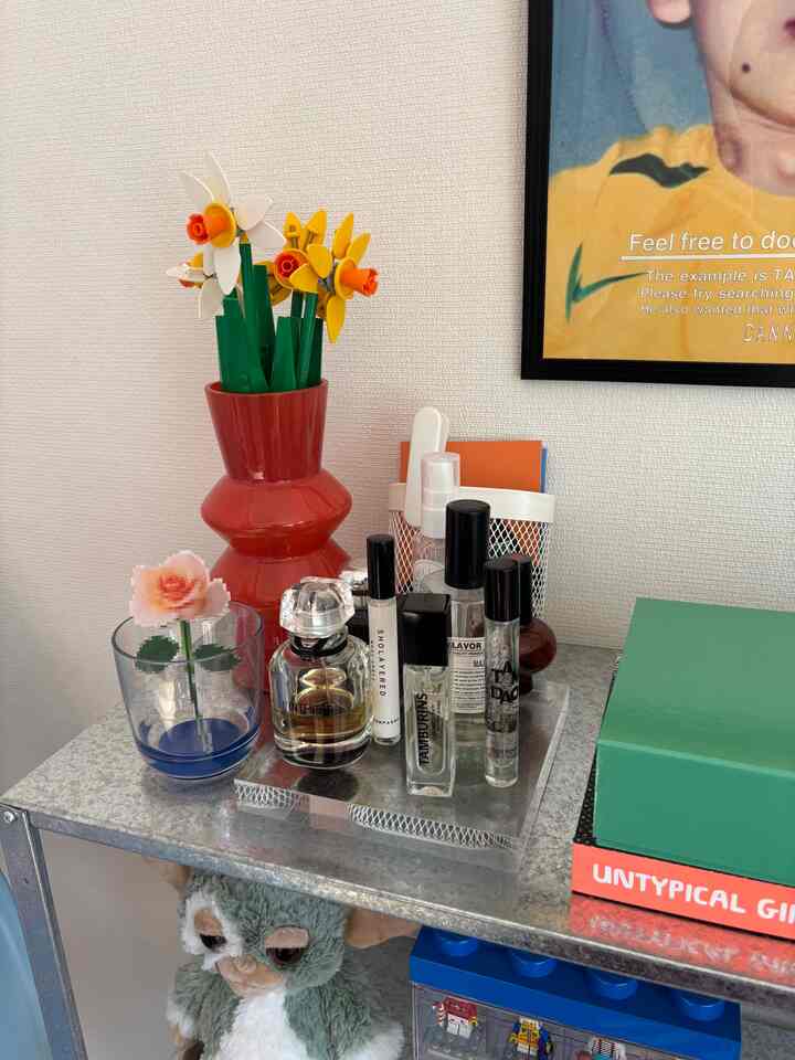 Parfum favoritku💫
#hay #HYLLIS #IKEA #ヒュッリス #香水 #趣味 #1LDK #同棲 #カラフル部屋
