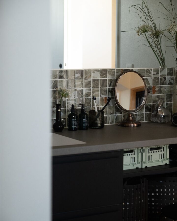 short form carousel card thumbnail