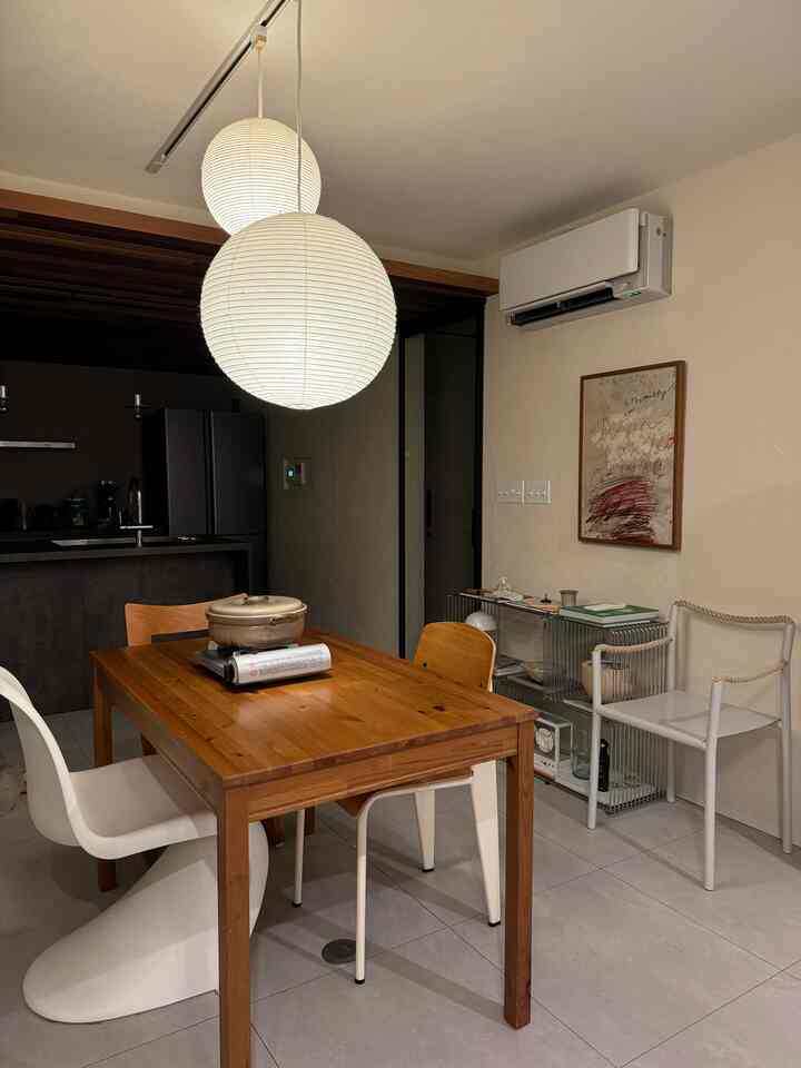 久しぶりの投稿🏠
.
.
#ミッドセンチュリーモダン
#Artek
#スツール60
#vitra
#akari
#flos
#ikea
#hay
#ダイニングルーム
#マイホーム
#ミッドセンチュリー
#パンテラ
#マイホーム
#myhome
#winter