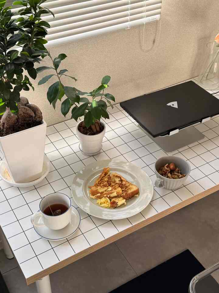 朝ごはんフレンチトースト久しぶりに🖤

#賃貸インテリア　#朝ごはん　#ikeajapan