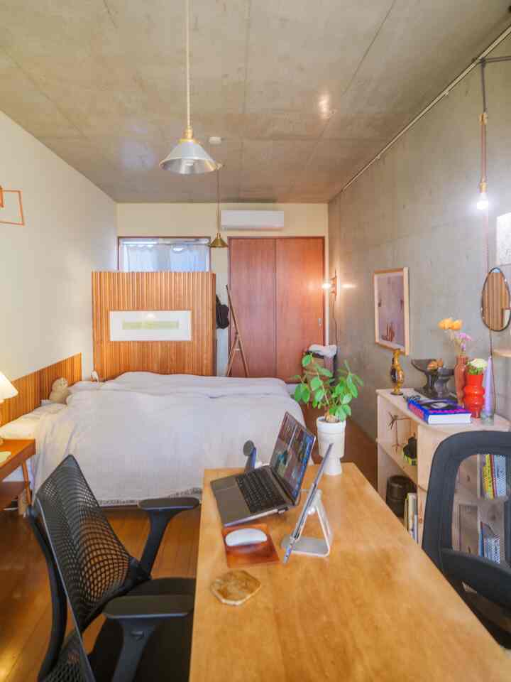 起きてすぐ働けるレイアウトです…

#寝室　#ワークスペース　#在宅ワーク　#二人暮らし