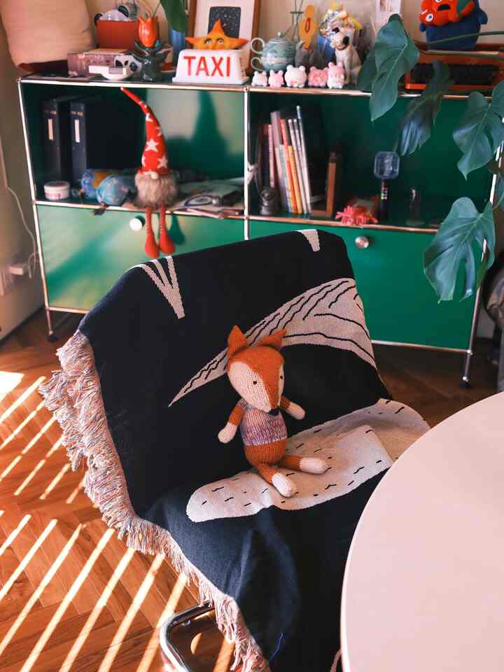 So cute ♡

It's been cold lately, but since we're not in a snowy region,
it feels a lot more comfortable than usual ⛄️

#UsedApartmentRenovation
#ApartmentRenovation
#Apartment
#RoomDecoration
#Miscellaneous
#Interior
#DiningTable
#RenoBeijing
#DiningTable
