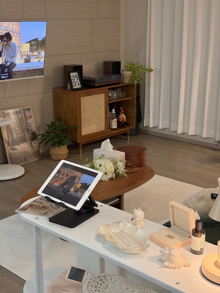 short form carousel card thumbnail