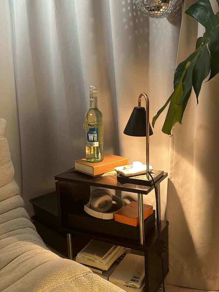 ワイン🍷
#モダン　#狭い部屋　#5畳