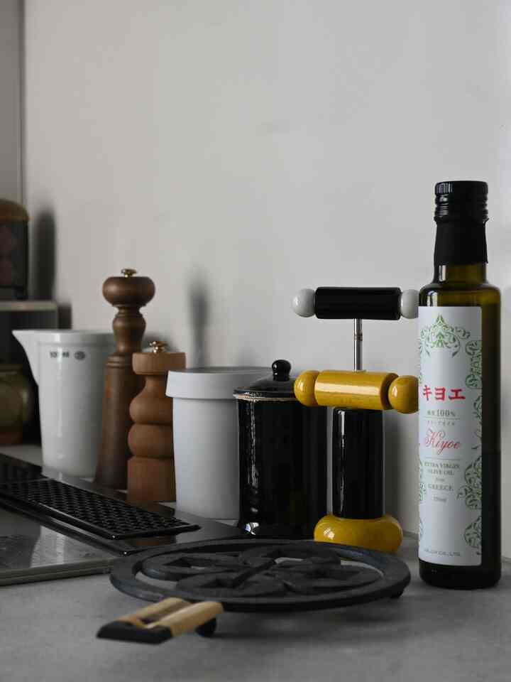 大好きなエットレソットサスのワインオープナーが仲間入り🖤💛🤍
#wineopener #alessi #kitchen