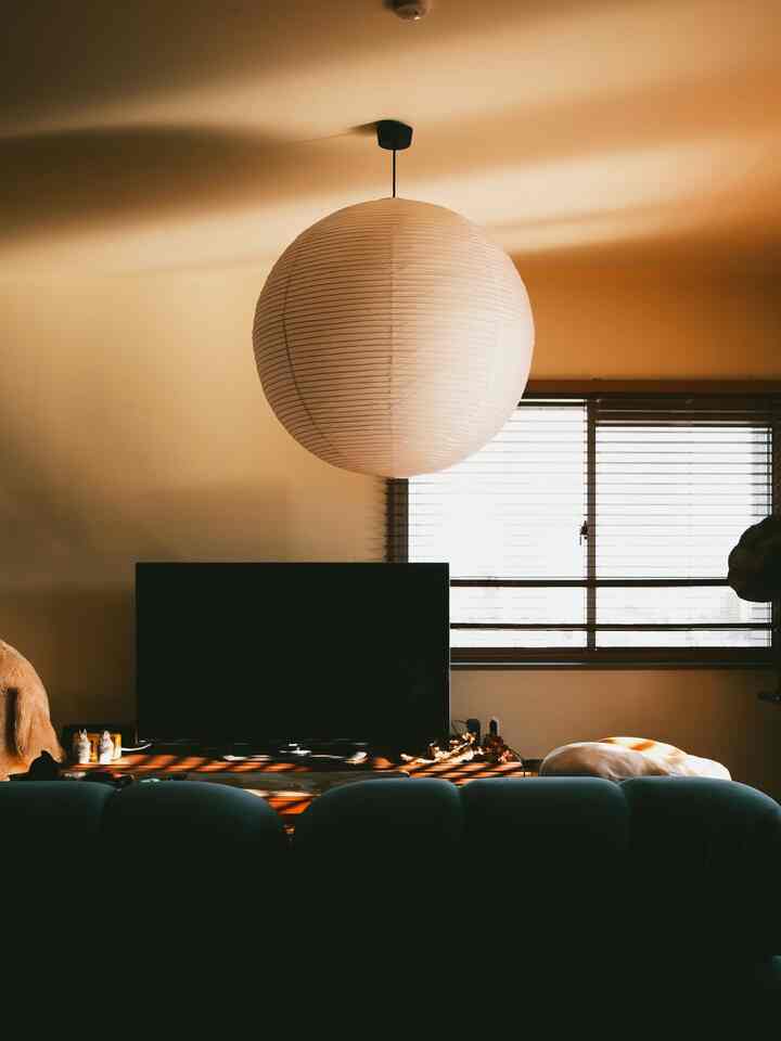 不思議な光の反射🪞

こちら側はとてもシンプル。

ぼんぼり可愛い♡

#リビング
#interior
#お部屋
#インテリア雑貨
#照明
#조명
#中古マンション
#中古マンションリノベーション
#リノベーション
#리노베이션