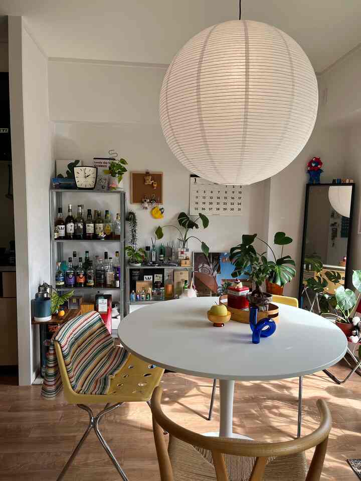 そろそろウイスキー買い足したい🥃
#ダイニング　#ダイニングテーブル　#ウイスキー　#ホームバー