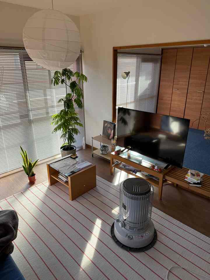 The sunlight is so warm and comfortable! 🏠
#NaturalInterior #賃貸インテリア #暮らしを楽しむ #インテリア #lifestyle #2026Ohouse新生活