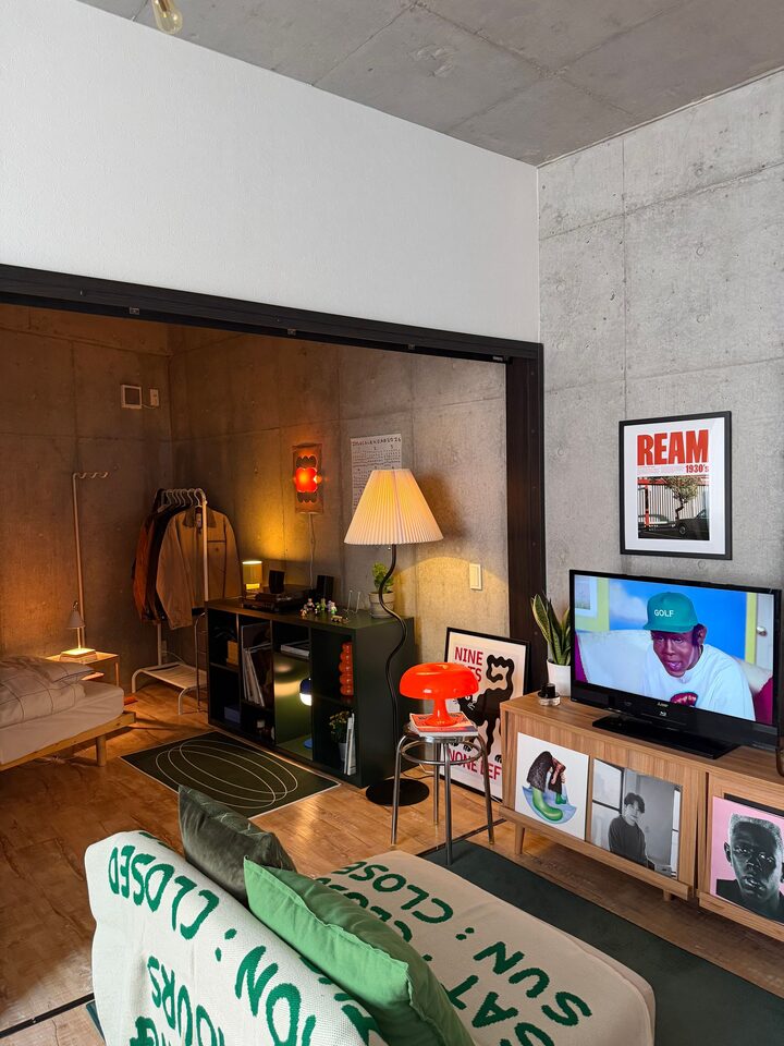 short form carousel card thumbnail