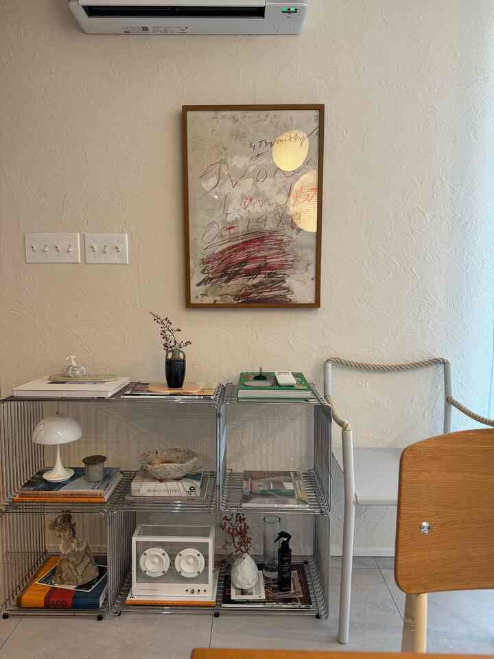 見せる収納📚
.
.
.
.
#vitra
#flos
#ikea
#hay
#idee
#myhome
#home
#akari
#マイホーム
#ミッドセンチュリー
#ジャパンディー
#イケア