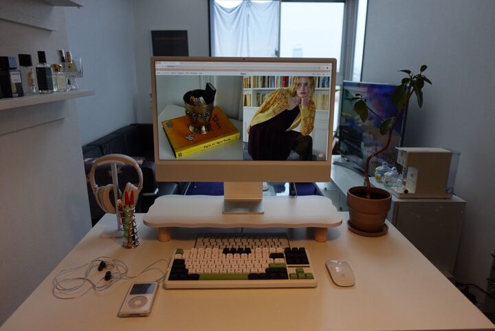 short form carousel card thumbnail