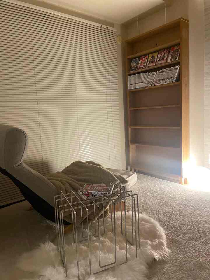 I only have Touken Ranbu and The Promised Neverland,
so I want to keep adding more and build a manga room 📚

I'm thinking about buying Blue Lock next.

#MangaRoom #漫画部屋 #東リべ