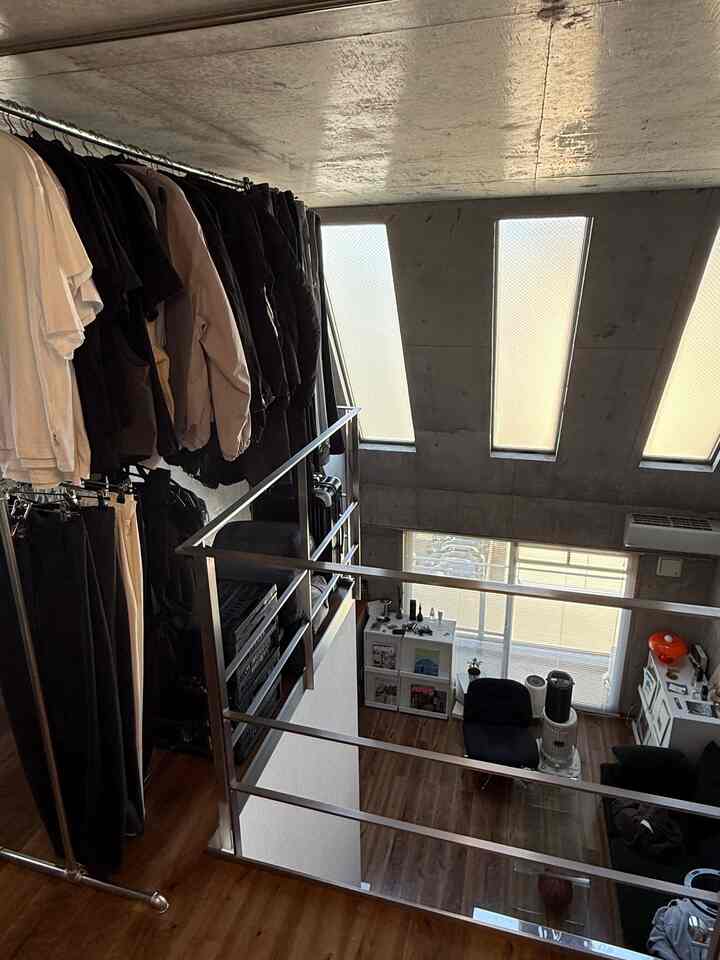 #2026Ohouse新生活
#StainlessSteel #作業台
#RiceCooker #ティファール
#LivingAlone #一人暮らし部屋 #一人暮らしアイテム
#aarke
#Kettle #バルミューダ #BALMUDA
#LivingAlone #1人掛けソファ #一人暮らし部屋 #一人暮らしアイテム #一人暮らしインテリア #一人暮らしの家
#Concrete #コンクリート打ちっぱなし
#IKEA #IKEA家具 #IKEAソファ #ソファ #ソファインテリア #ソファおすすめ #ソファのおすすめ