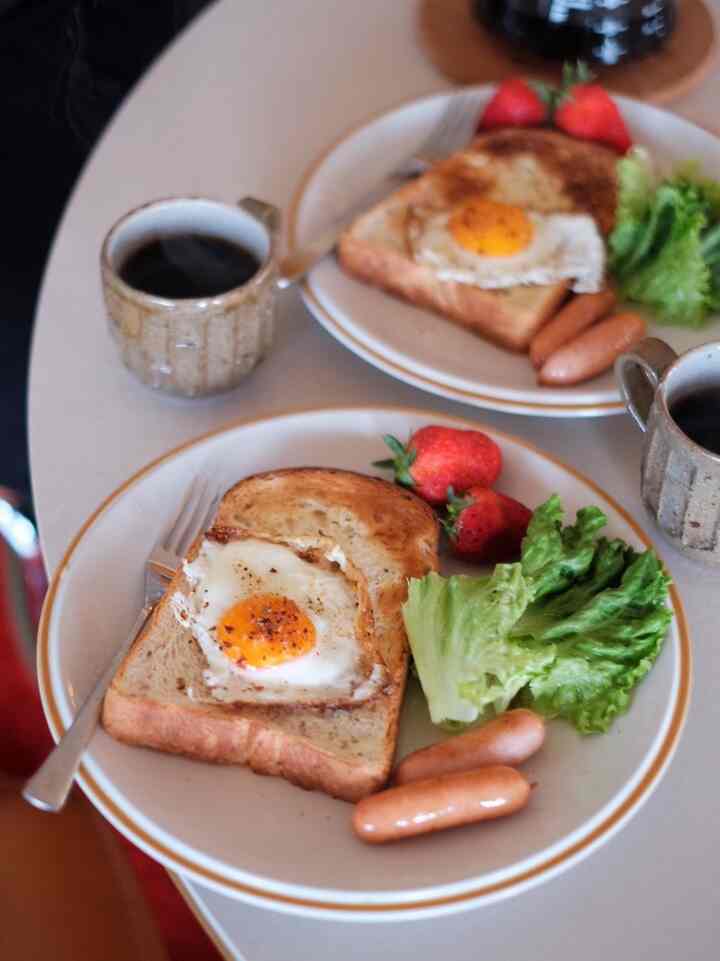 朝ごはんプレート🥣

#ダイニング
#ダイニングテーブル
#丸テーブル
#朝ごはん
#아침밥
#breakfast
#中古マンション
#マンション
#中古マンションリノベーション