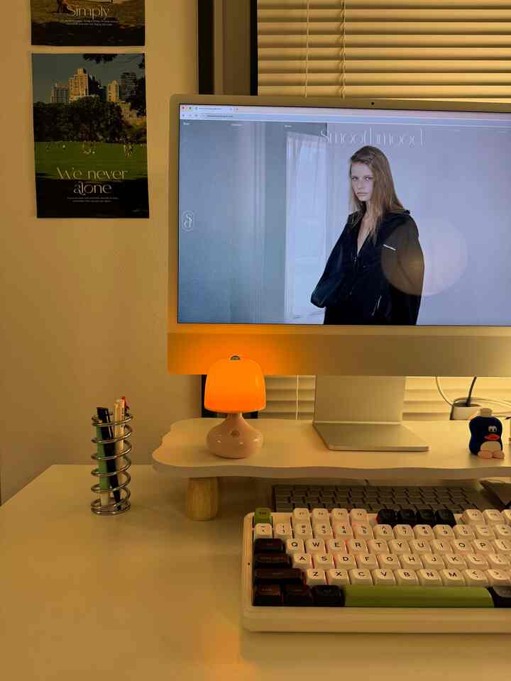 コロンと可愛いサイズ感のライト💡
小さいからいろんなところに置きやすい🫶🏻
ライトのムーディーな色味も好き🤭

#Ohouseshopping #2026Ohouse新生活 #照明