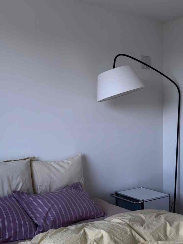 コストカットしたけど、
インテリアでなんとか良い感じに出来てる🥴

#新生活
#寝室
#ベッドルーム
#Hay
#tekla
#ikea
#北欧インテリア
#ミッドセンチュリー