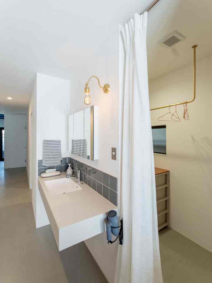 The first-floor bathroom sink is located in the hallway.
#bathroomsink
#bathroominterior
