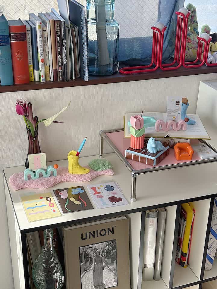 棚の上のディスプレイは高さを出して飾るのがポイント
#ディスプレイラック　#シェルフ