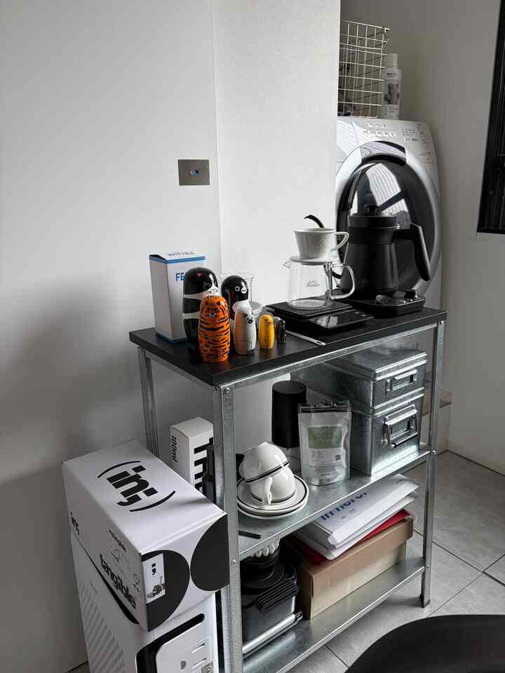 ハンドドリップスペース☕️

#コーヒー #カフェスペース #インテリア #一人暮らし #interior