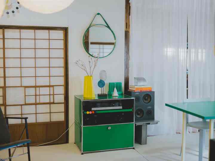 #LifeRecords #LivingTogether #modernliving #modernhome #midcentury #GeorgeNelson #modularseatingsofa #akarilamp
#LouisPoulsen #shogunlamp
#usmhaller #hay #lego #anothachoppa #CharlottePerriand #Kookapuro #hay