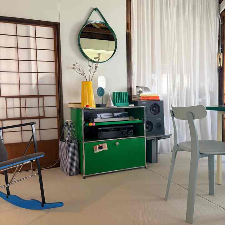 
#暮らしの記録　#2人暮らし #mordernliving #mordernhome #midcentury #ジョージネルソン　#georgenelson #モジュラーシーティングソファ　#akarilamp
#ルイスポールセン #shogunlamp
#usmhaller #hay #lego #anothachoppa #シャルロットペリアン #クッカプーロ #hay