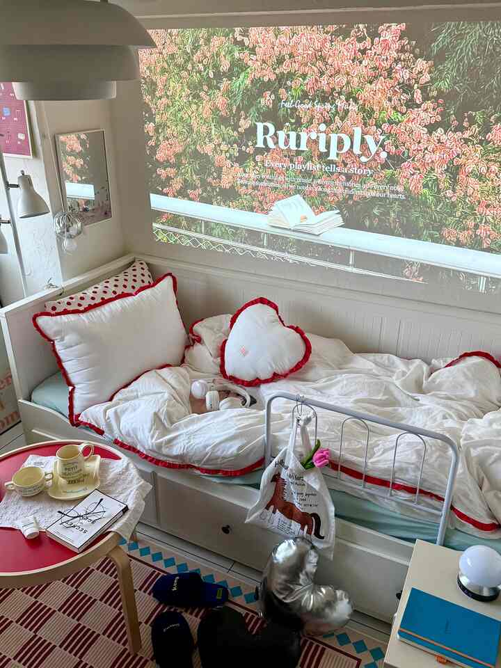 Kamar tidur musim semi 🌷

Mengganti seprai mengubah suasana kamar, jadi aku suka seprai 🩷 tapi aku kehabisan tempat penyimpanan, jadi aku perlu memikirkan solusinya 🙈

#kamar tidur #寝室 #ベッドルーム #模様替え #韓国ブランド #寝室インテリア #ベッドルームインテリア #침구 #침실